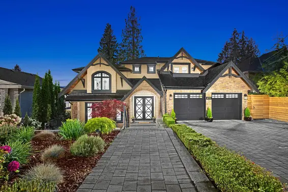 673 Sylvan Avenue, North Vancouver