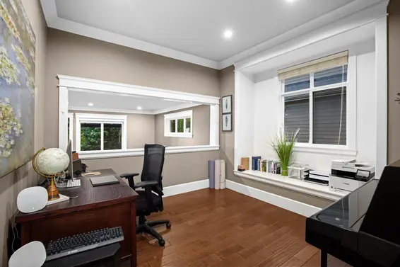 673 Sylvan Avenue, North Vancouver For Sale - image 12