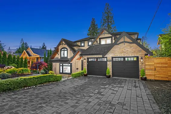 673 Sylvan Avenue, North Vancouver For Sale - image 3