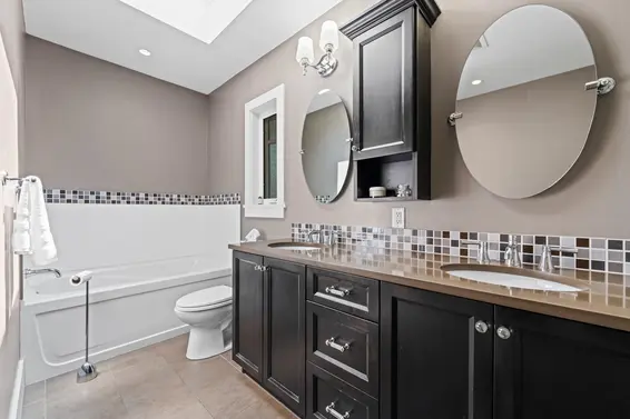 1133 West 22nd Street, North Vancouver For Sale - image 14