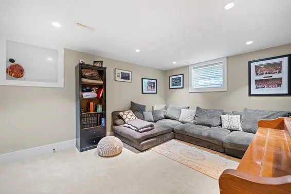1133 West 22nd Street, North Vancouver For Sale - image 17
