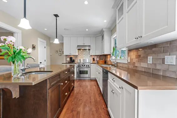 1133 West 22nd Street, North Vancouver For Sale - image 4