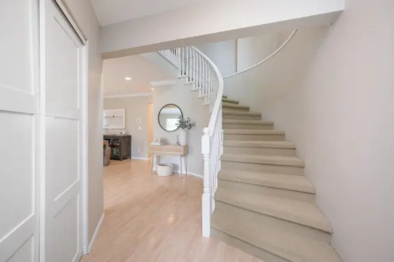 3338 Mahon Avenue, North Vancouver For Sale - image 13