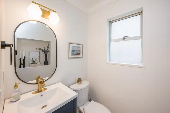 3338 Mahon Avenue, North Vancouver For Sale - image 20