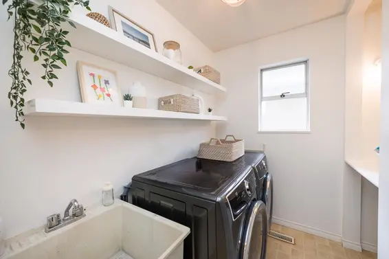 3338 Mahon Avenue, North Vancouver For Sale - image 21