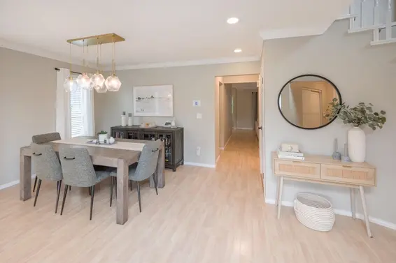3338 Mahon Avenue, North Vancouver For Sale - image 4
