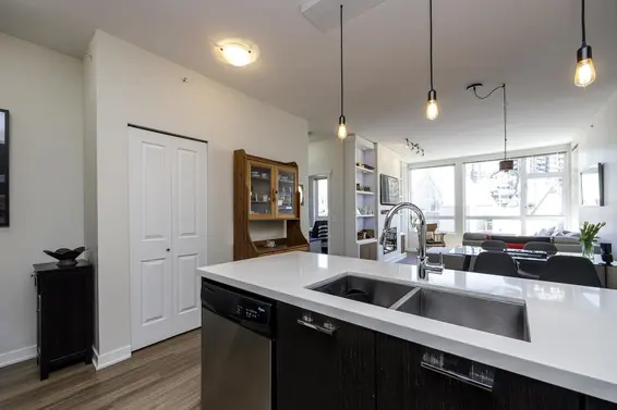 405 217 West 8th Street, North Vancouver For Sale - image 10