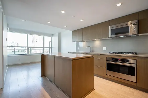 306 125 East 14th Street, Vancouver For Sale - image 2