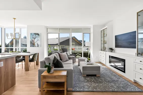 605 2325 Emery Court, North Vancouver