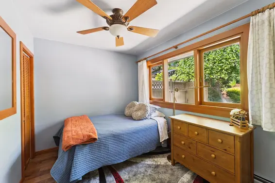 1206 Cloverley Street, North Vancouver For Sale - image 24
