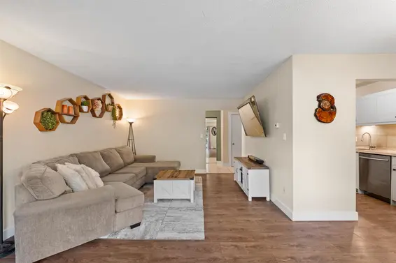 86 1050 Premier Street, North Vancouver For Sale - image 2