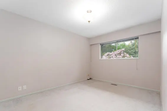 2602 Sechelt Drive, North Vancouver For Sale - image 17