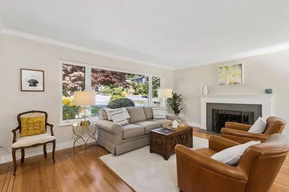 1256 Eastview Road, North Vancouver For Sale - image 7