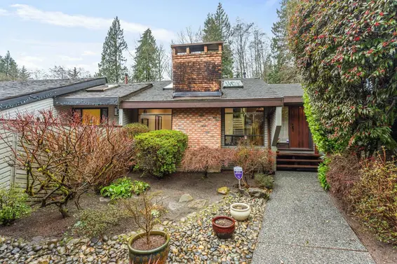 5639 White Pine Lane, North Vancouver