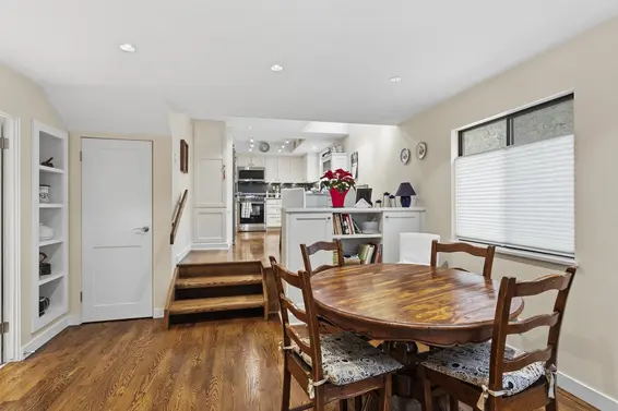 5639 White Pine Lane, North Vancouver For Sale - image 13