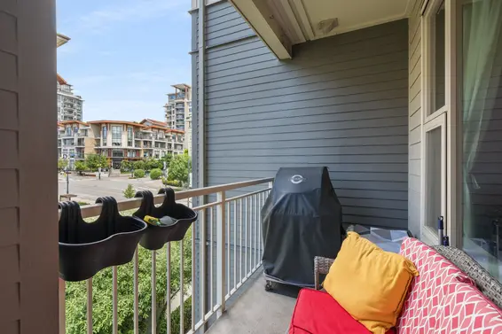 417 2665 Mountain Highway, North Vancouver For Sale - image 14