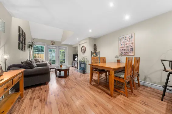 6 230 West 15th Street, North Vancouver For Sale - image 14