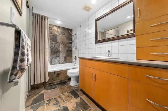 6 230 West 15th Street, North Vancouver For Sale - image 26