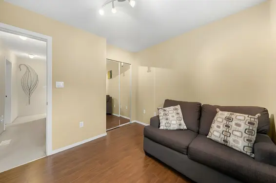 6 230 West 15th Street, North Vancouver For Sale - image 28