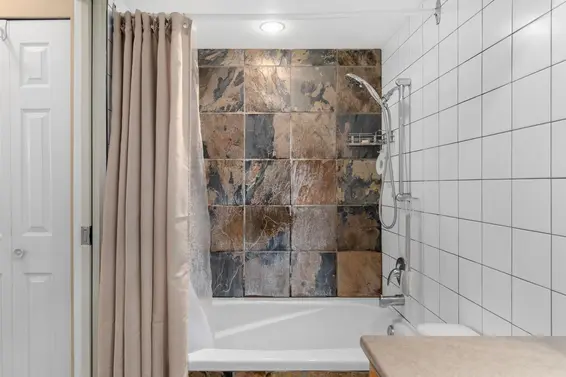 6 230 West 15th Street, North Vancouver For Sale - image 29