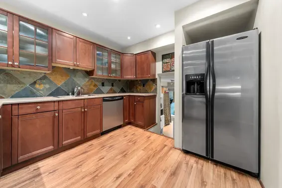 6 230 West 15th Street, North Vancouver For Sale - image 8