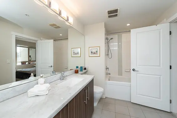 311 159 West 22nd Street, North Vancouver For Sale - image 10