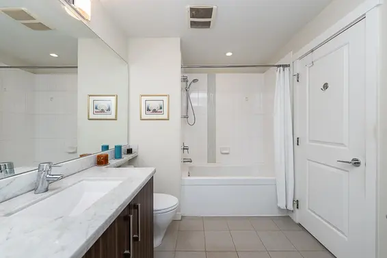 311 159 West 22nd Street, North Vancouver For Sale - image 8