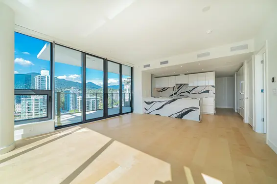 1306 135 East 13th Street, North Vancouver