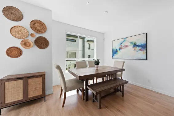 23 533 East 3rd Street, North Vancouver For Sale - image 13