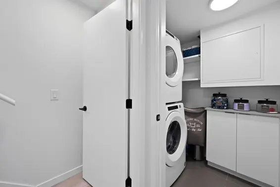 23 533 East 3rd Street, North Vancouver For Sale - image 22