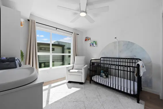 23 533 East 3rd Street, North Vancouver For Sale - image 26