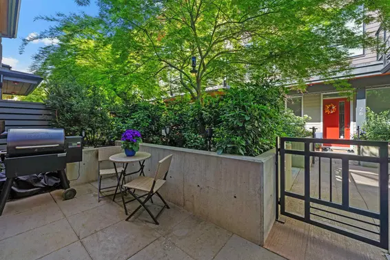 23 533 East 3rd Street, North Vancouver For Sale - image 36