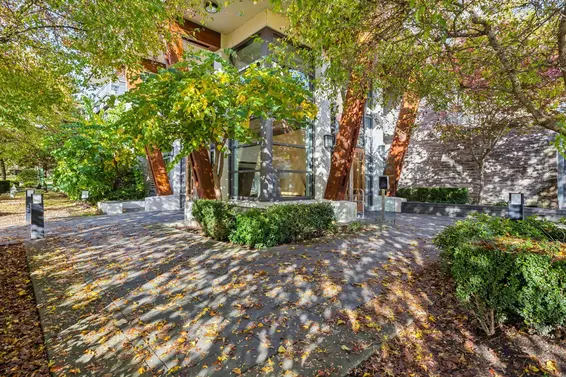 318 3602 Aldercrest Drive, North Vancouver For Sale - image 17