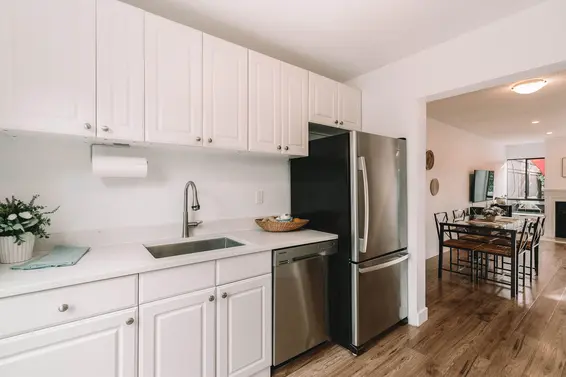 19 230 West 14th Street, North Vancouver For Sale - image 8