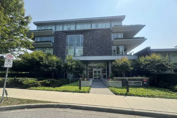 402 866 Arthur Erickson Place, West Vancouver