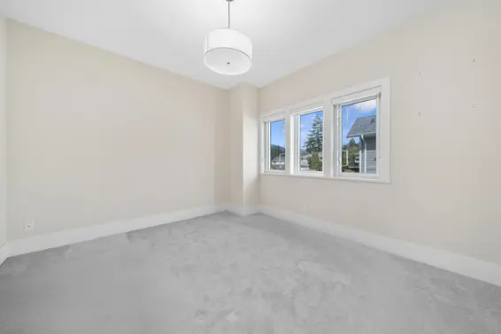 2 330 West 14th Street, North Vancouver For Sale - image 12