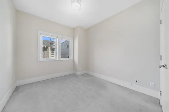 2 330 West 14th Street, North Vancouver For Sale - image 16