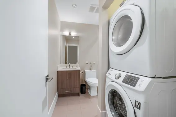 2 330 West 14th Street, North Vancouver For Sale - image 24