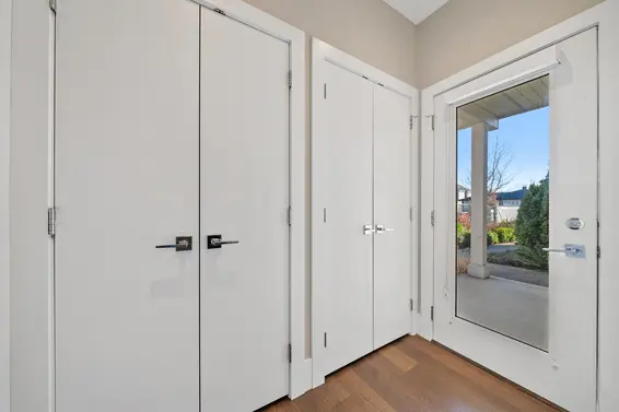 2 330 West 14th Street, North Vancouver For Sale - image 25