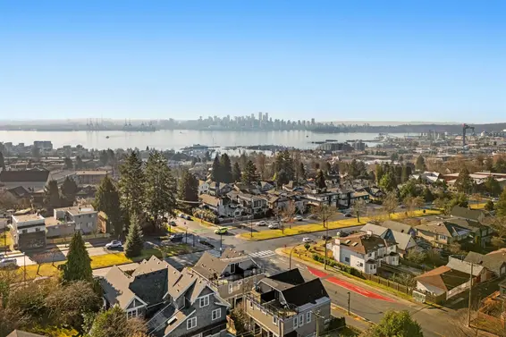 2 330 West 14th Street, North Vancouver For Sale - image 27