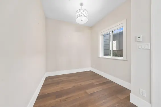 2 330 West 14th Street, North Vancouver For Sale - image 8