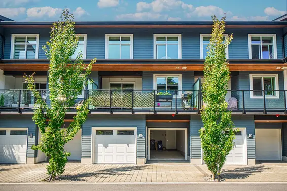 11 933 Premier Street, North Vancouver For Sale - image 2