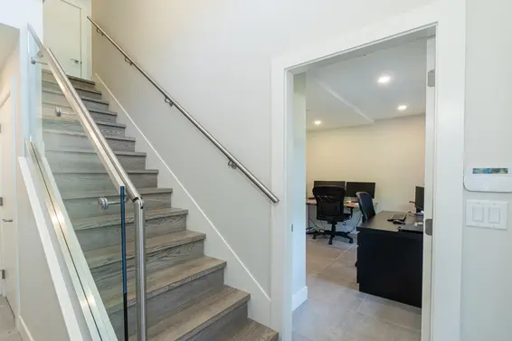 11 933 Premier Street, North Vancouver For Sale - image 22