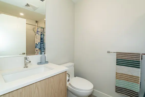 11 933 Premier Street, North Vancouver For Sale - image 36