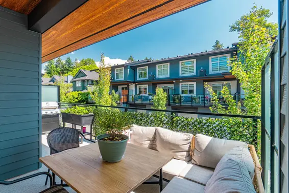 11 933 Premier Street, North Vancouver For Sale - image 7