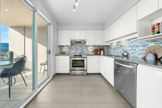 804 1555 Eastern Avenue, North Vancouver For Sale - image 7