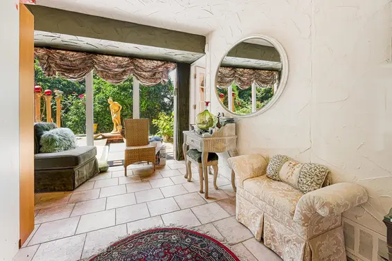 35 Lions Bay Avenue, Lions Bay For Sale - image 10
