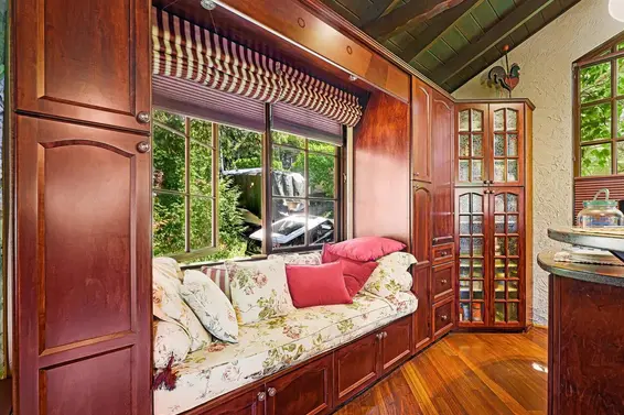 35 Lions Bay Avenue, Lions Bay For Sale - image 13