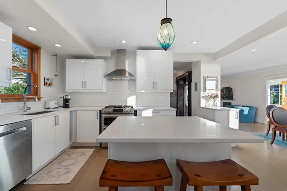 1073 Clyde Avenue, West Vancouver For Sale - image 13