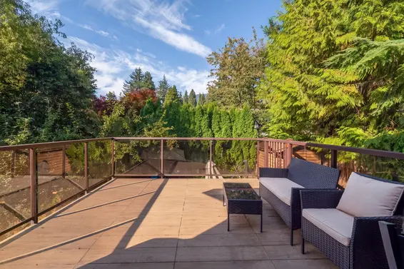 580 West 29th Street, North Vancouver For Sale - image 2
